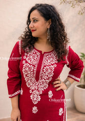 Aiza Cotton Chikankari Kurti - Maroon