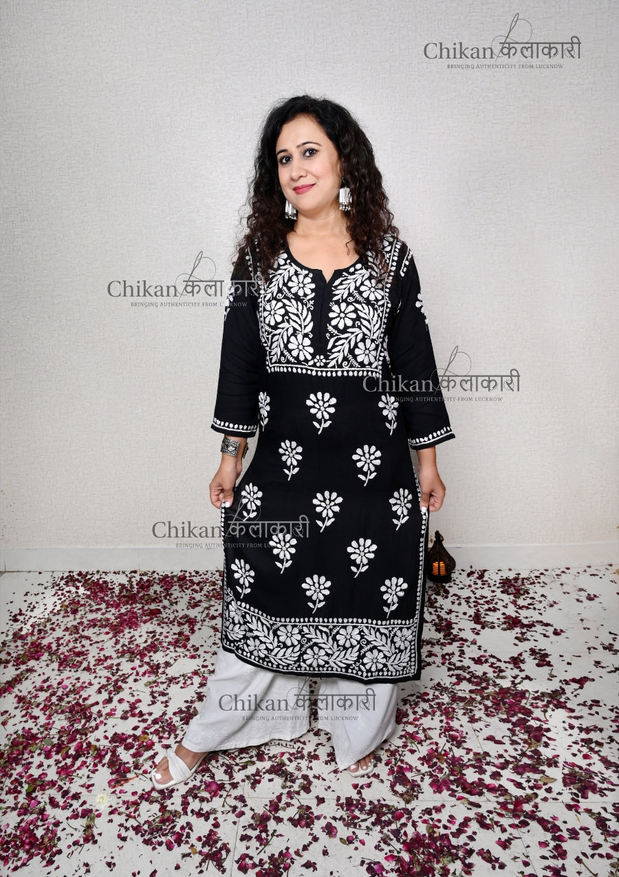 Hoor Modal Chikankari Kurti | Black chikankari kurti | lakhnavi kurta | chicken curry kurti | lucknowi chikankari kurti