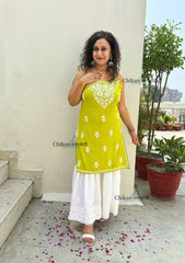 Reeba Short Rayon Chikankari Kurti - Green