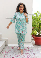 Zianna Mul Cotton Chikankari Kurti Set - Green