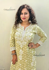 Amira Printed Rayon Chikankari Kurti Set - Green