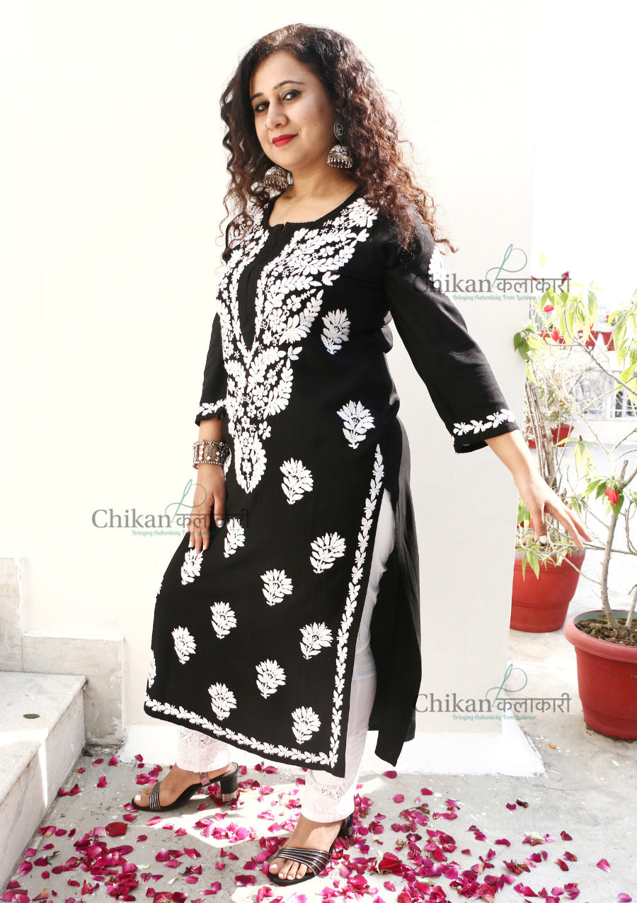 Shehnaz Modal Chikankari Kurta | chikan curry kurti | lakhnavi kurta | lucknow chikan kurti | lakhnavi kurti