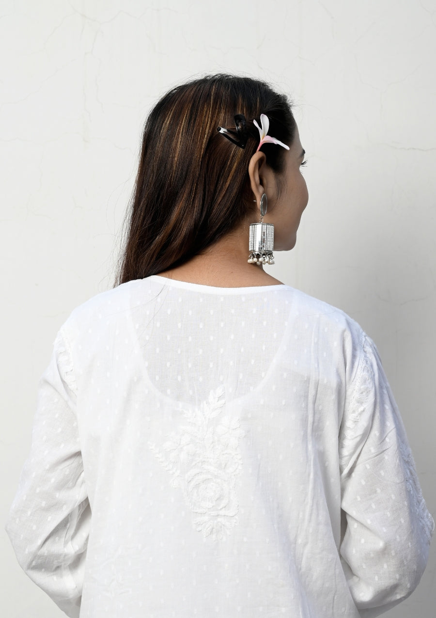 Fiza Cotton White Chikan Kurta | house of chikankari | lakhnavi kurti | chicken curry kurta | lucknow chikan kurti