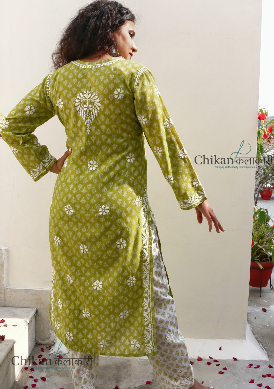 Myra Cotton Chikan Kurta | lucknowi chikan kurti | lakhnavi kurti | chicken curry kurta | lucknowi chikankari kurti