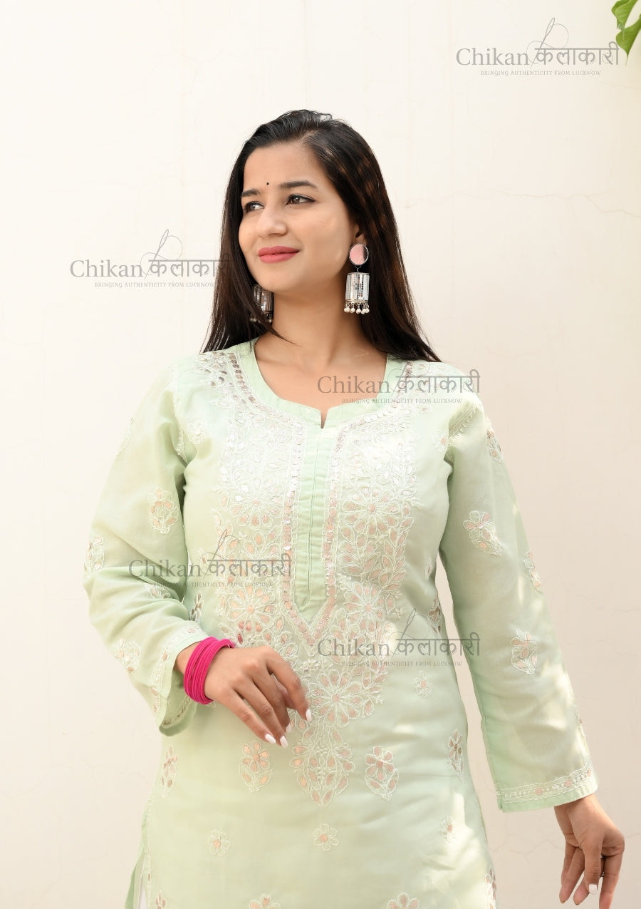 Riya Cotton Chikan Kurti | chikan curry kurta | lakhnavi kurti | lucknowi chikankari kurta | cotton chikankari kurti