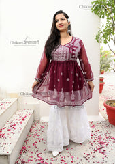 Sana Short Chikankari Kurta | chikan curry kurti | lakhnavi kurta | lucknow chikan kurti | house of chikankari