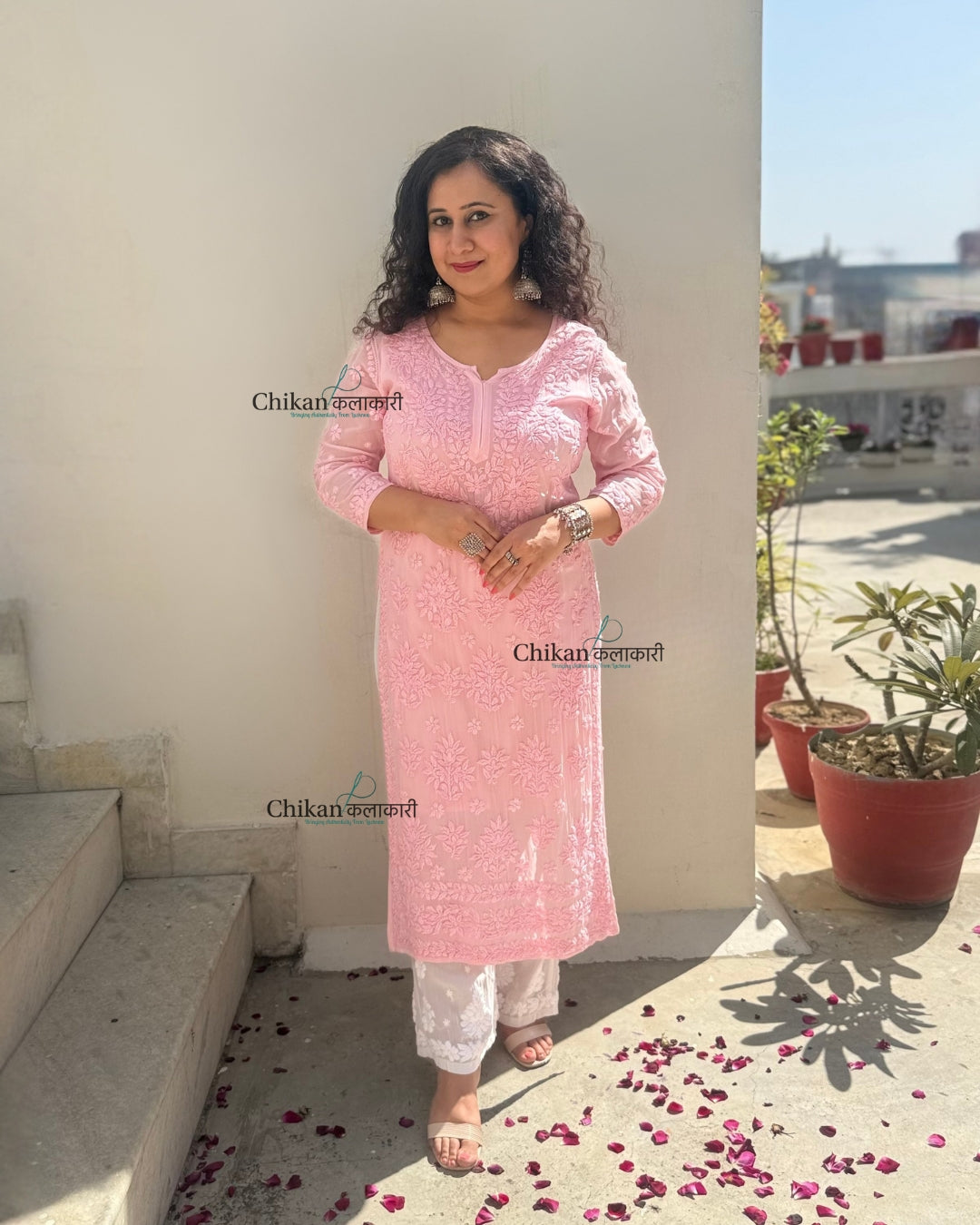 Sehar Viscose Chikankari Kurti - Pink