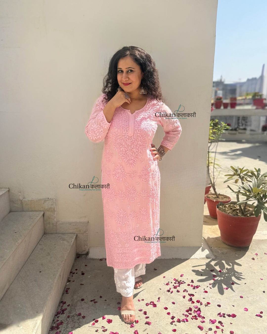 Sehar Viscose Chikankari Kurti - Pink