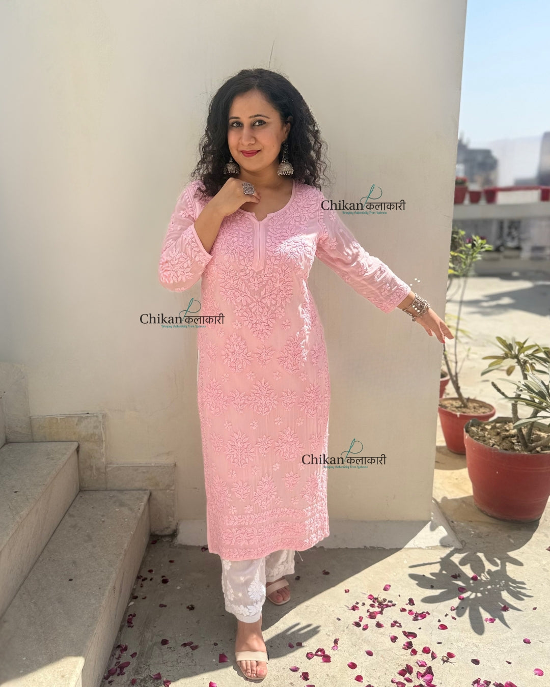 Sehar Viscose Chikankari Kurti - Pink