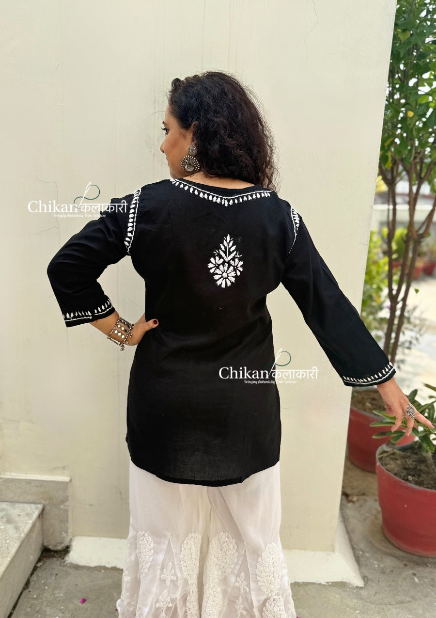 Siyara Short Cotton Chikankari Kurti - Black