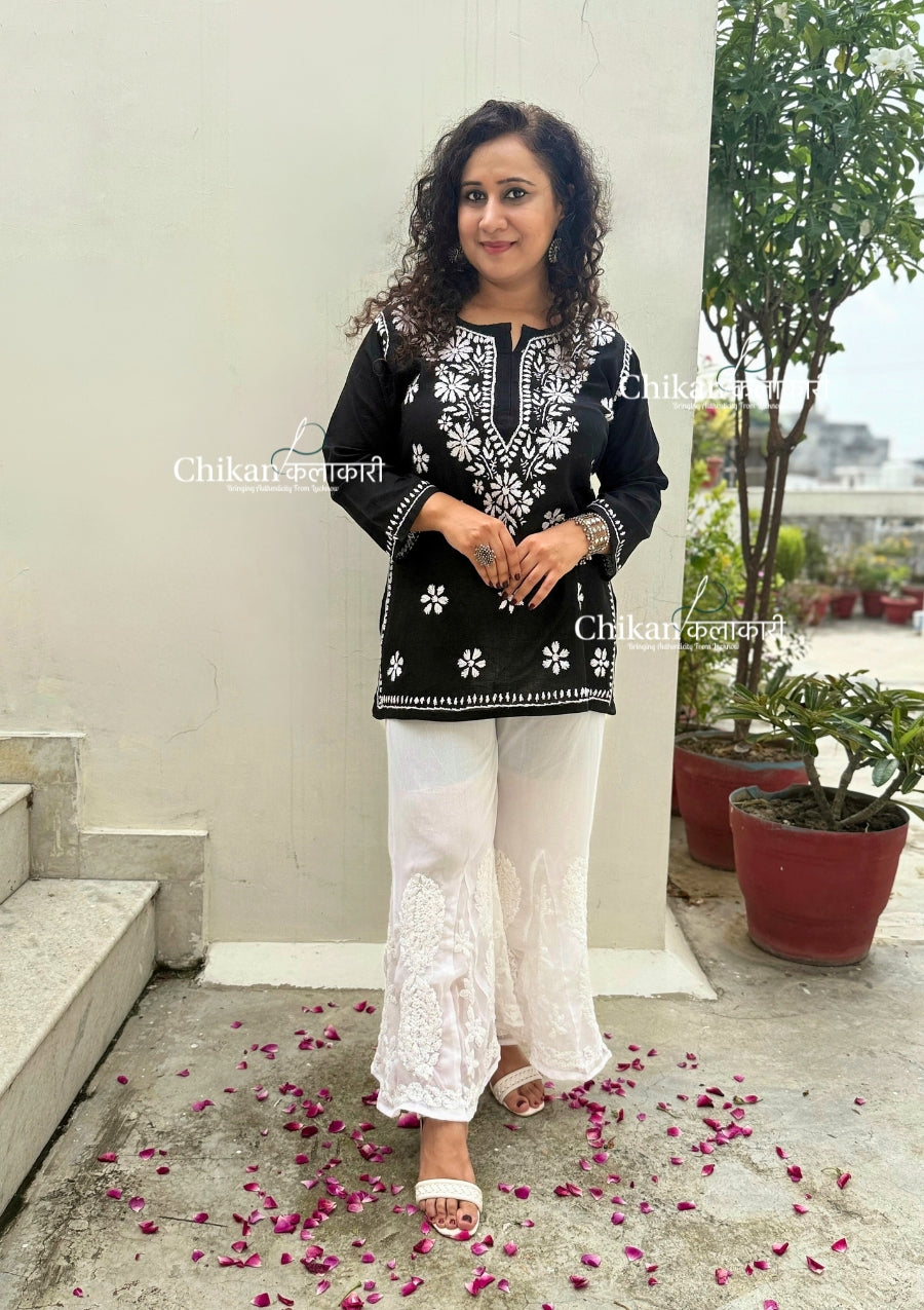 Siyara Short Cotton Chikankari Kurti - Black