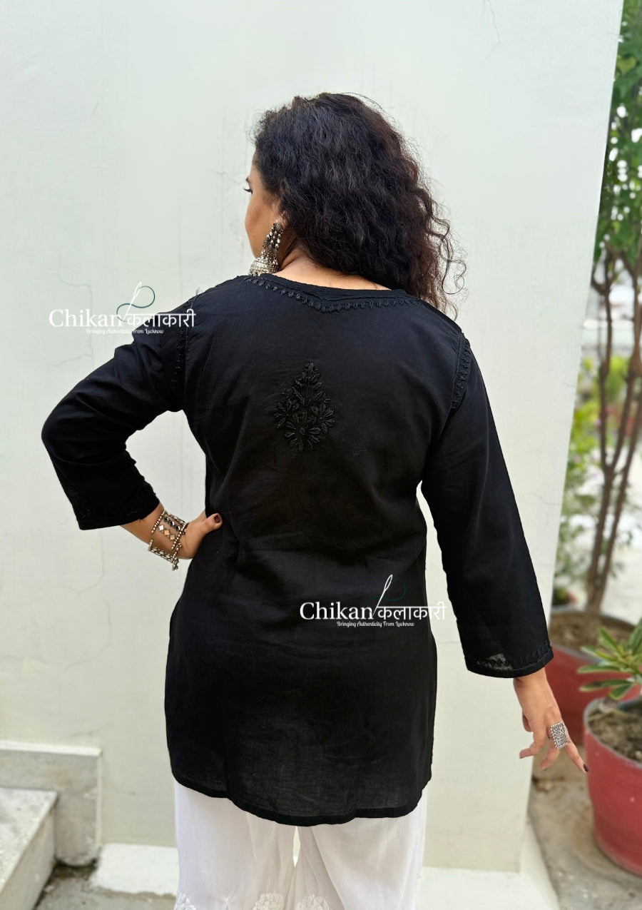 Siyara Short Cotton Chikankari Kurti - Full Black