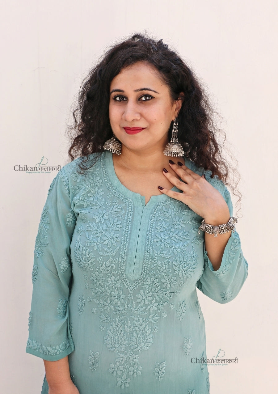 Vanaya Viscose Chikankari Kurti - Green