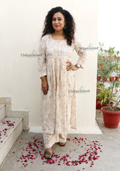 Zainab Mulmul Cream Nyra Chikankari Kurti Set