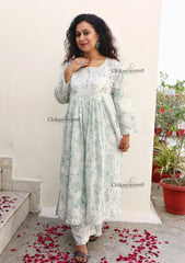 Zainab Mulmul Green Nyra Chikankari Kurti Set