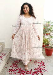 Zainab Mulmul Pink Nyra Chikankari Kurti Set