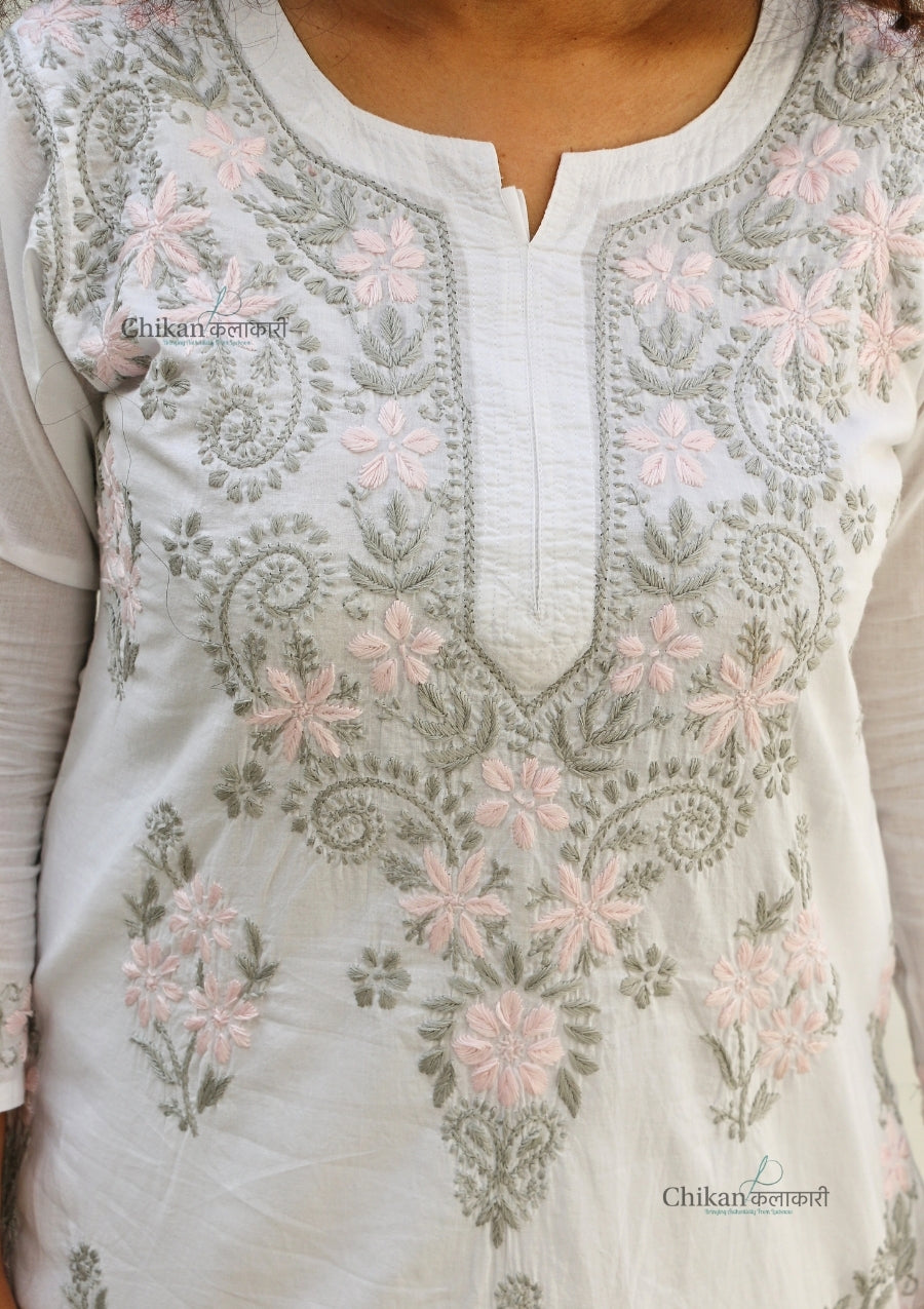 Zareen Mulmul White Chikankari Kurti